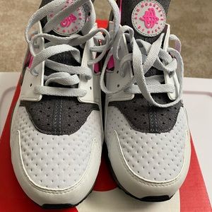 Nike Women Huarache Run SE